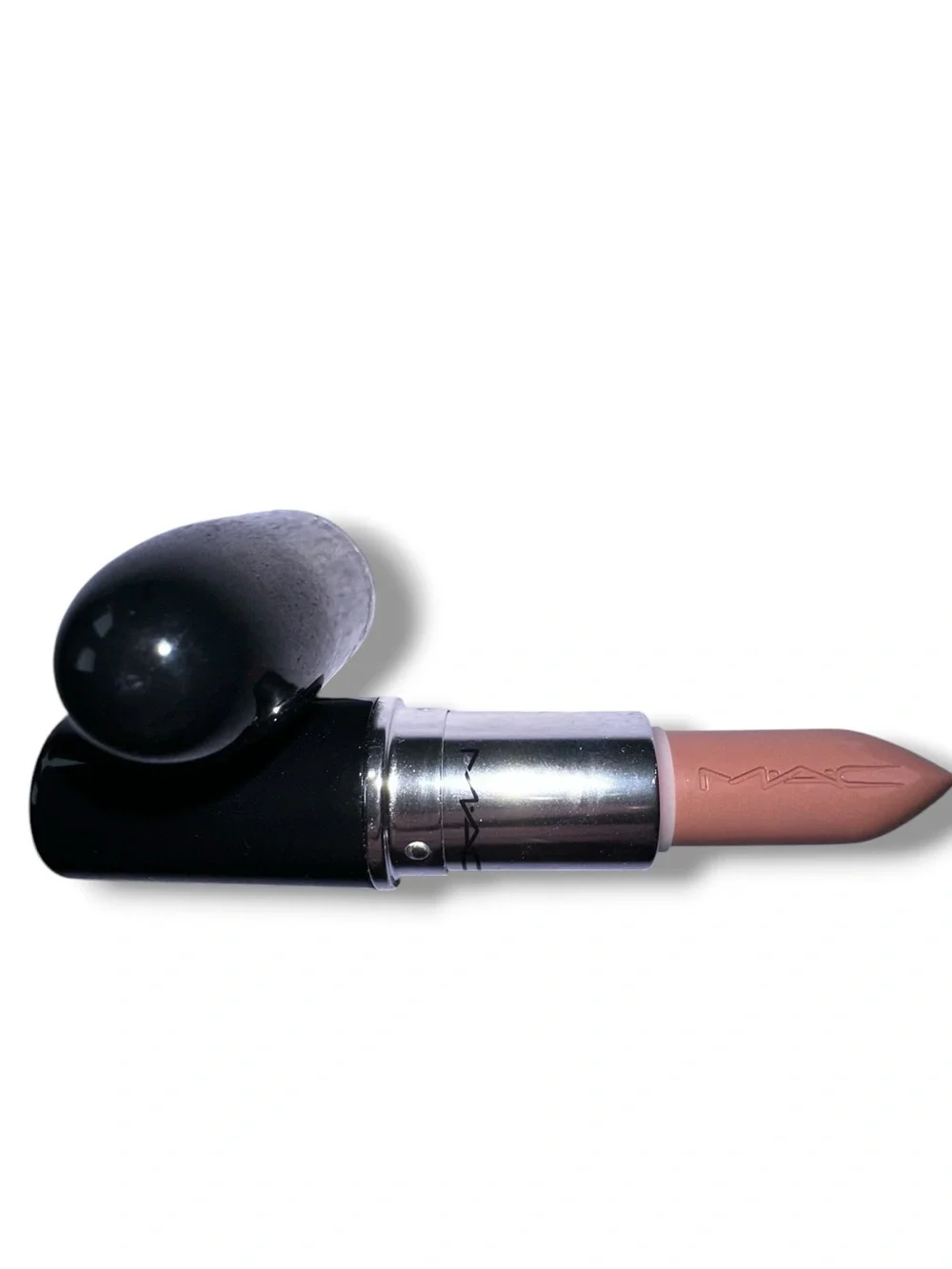 Viral MAC Lustreglass Sheer-Shine Lipstick in the Shade 